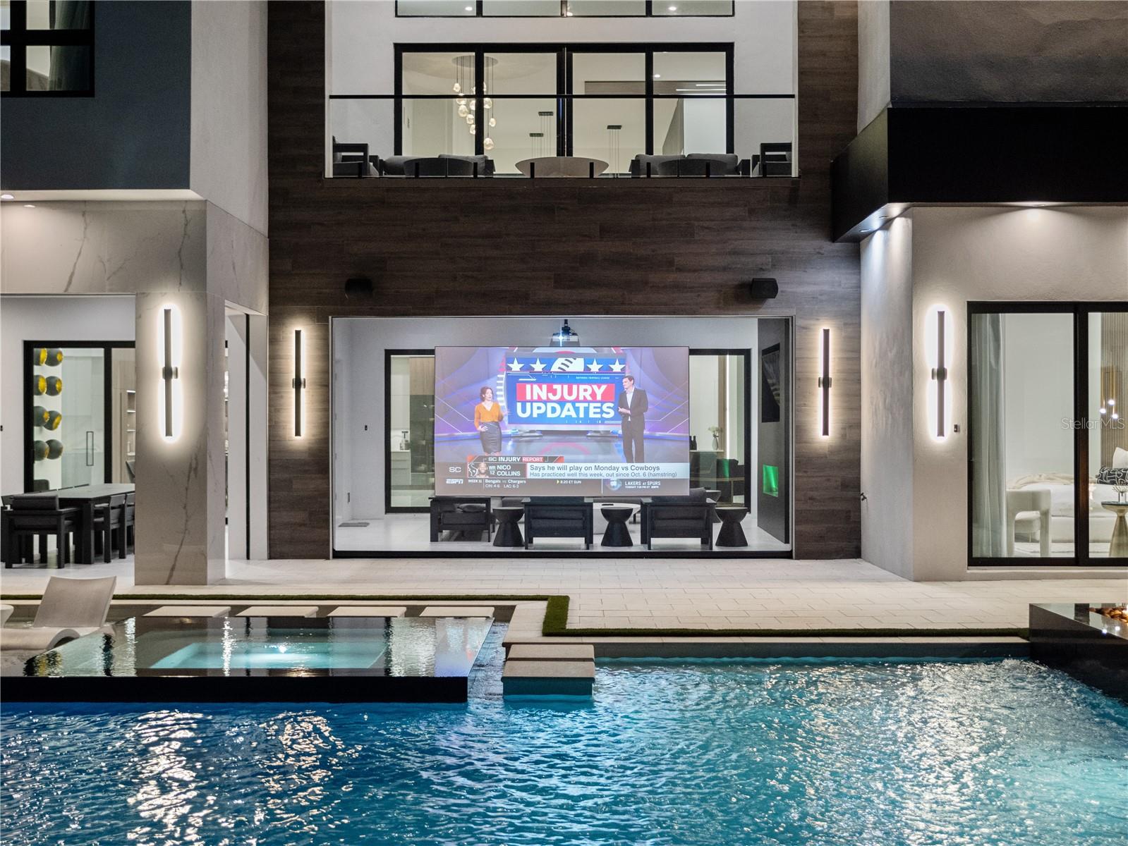 901 GOLDEN BEAR Dr REUNION, FL 34747