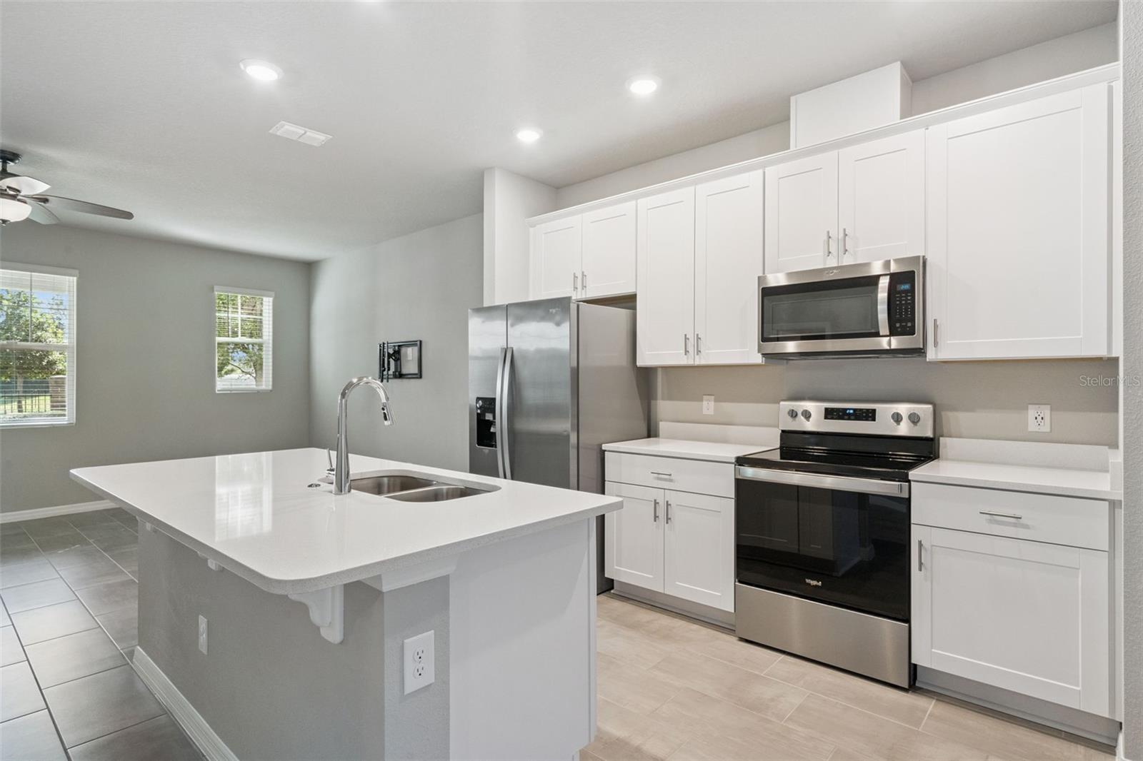 988 LEGACY WINDS Way CASSELBERRY, FL 32707