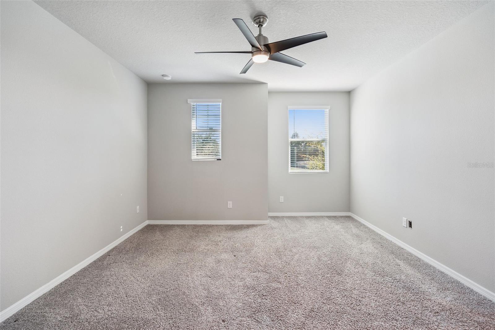 988 LEGACY WINDS Way CASSELBERRY, FL 32707