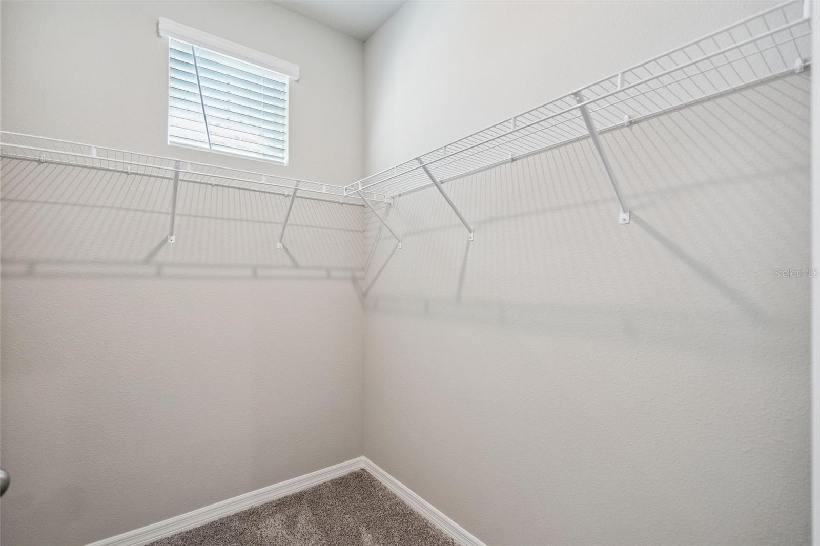 988 LEGACY WINDS Way CASSELBERRY, FL 32707