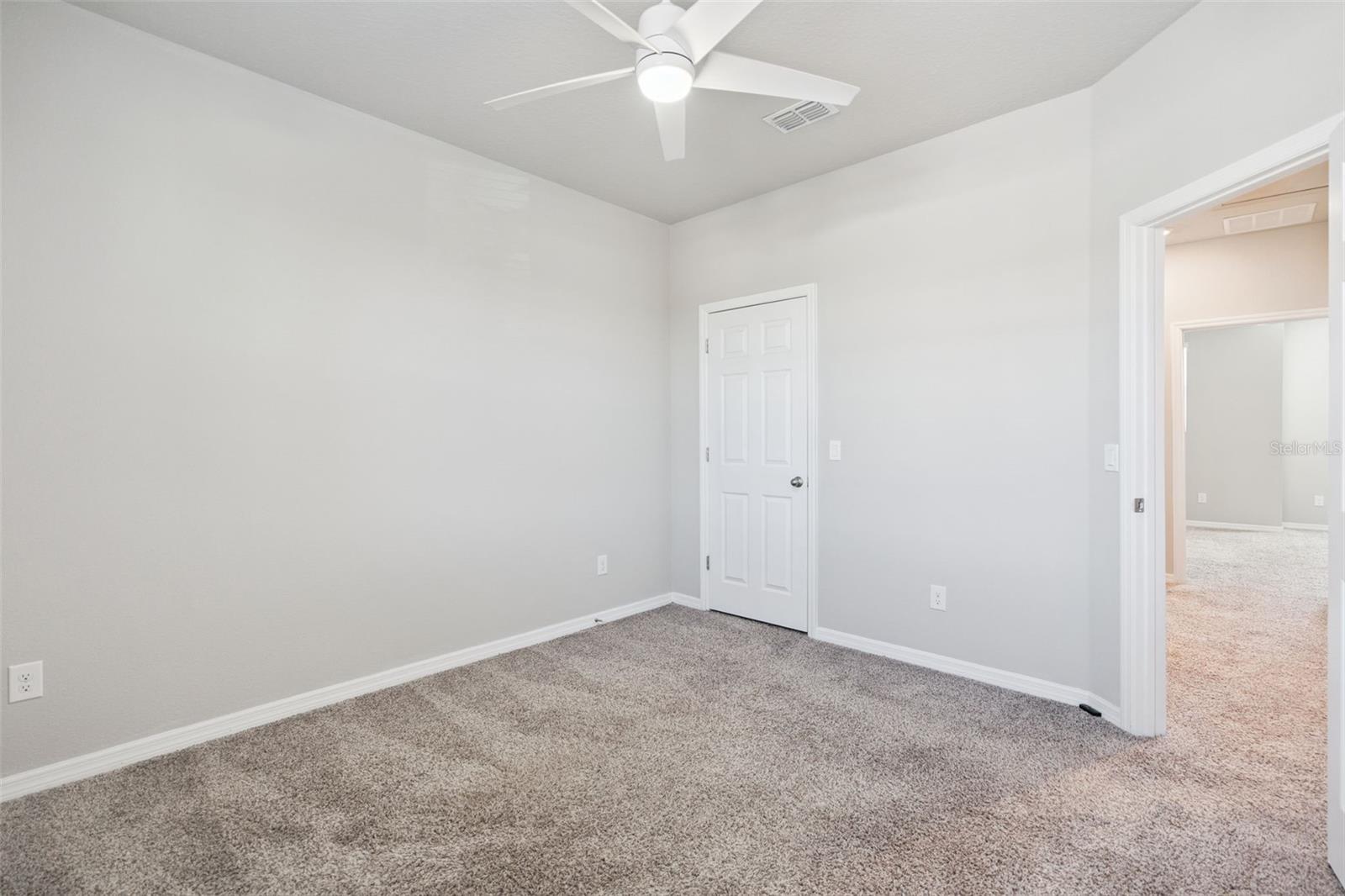 988 LEGACY WINDS Way CASSELBERRY, FL 32707