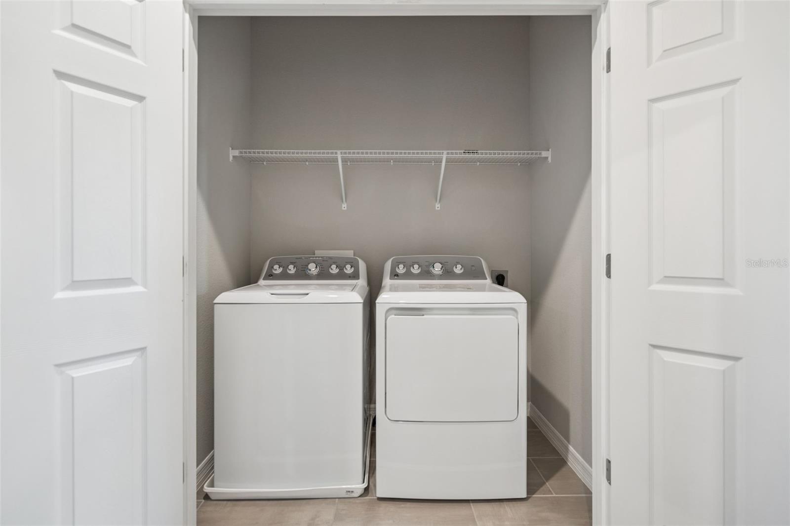 988 LEGACY WINDS Way CASSELBERRY, FL 32707