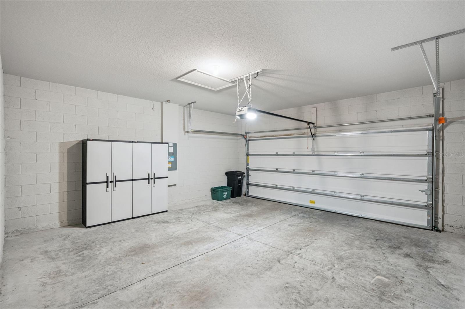 988 LEGACY WINDS Way CASSELBERRY, FL 32707