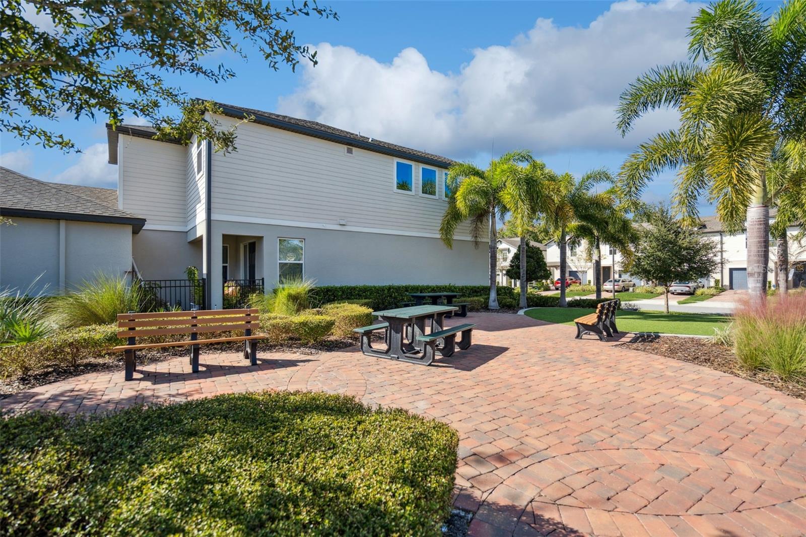 988 LEGACY WINDS Way CASSELBERRY, FL 32707