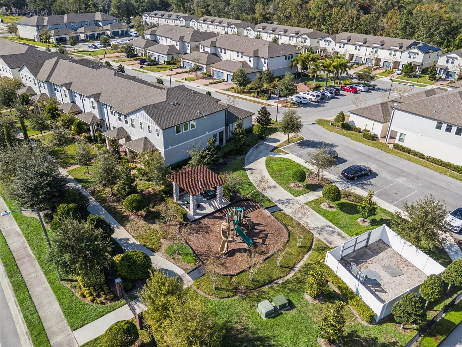 988 LEGACY WINDS Way CASSELBERRY, FL 32707