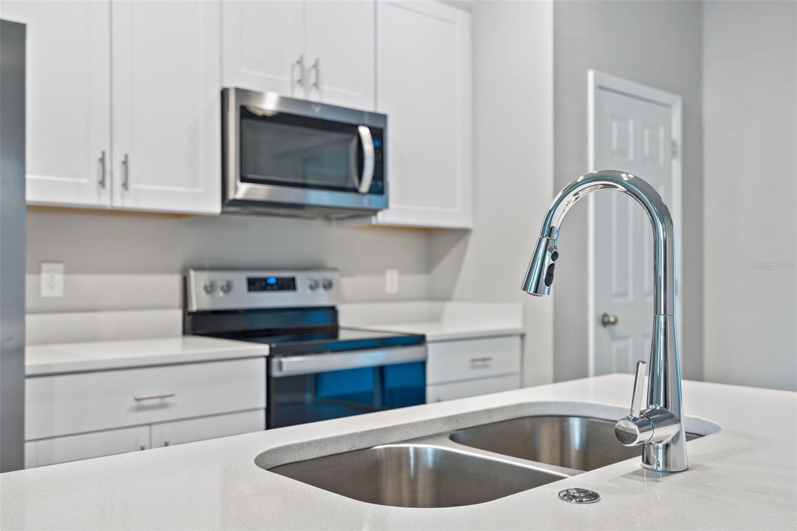 988 LEGACY WINDS Way CASSELBERRY, FL 32707