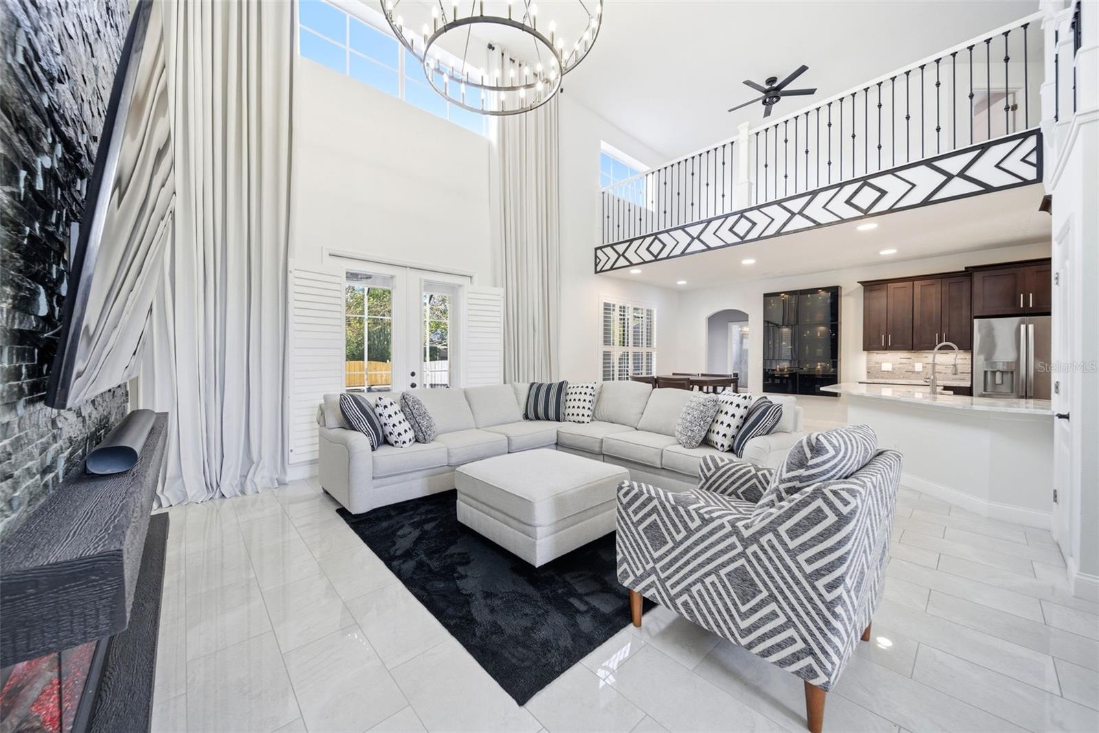 990 BURLWOOD Ct LONGWOOD, FL 32750