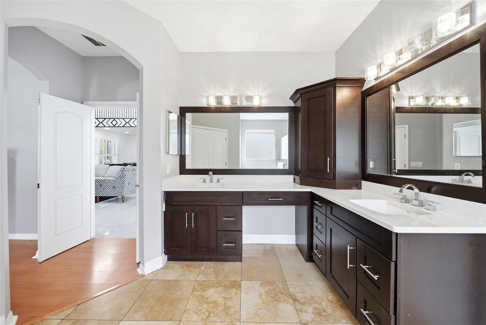 990 BURLWOOD Ct LONGWOOD, FL 32750