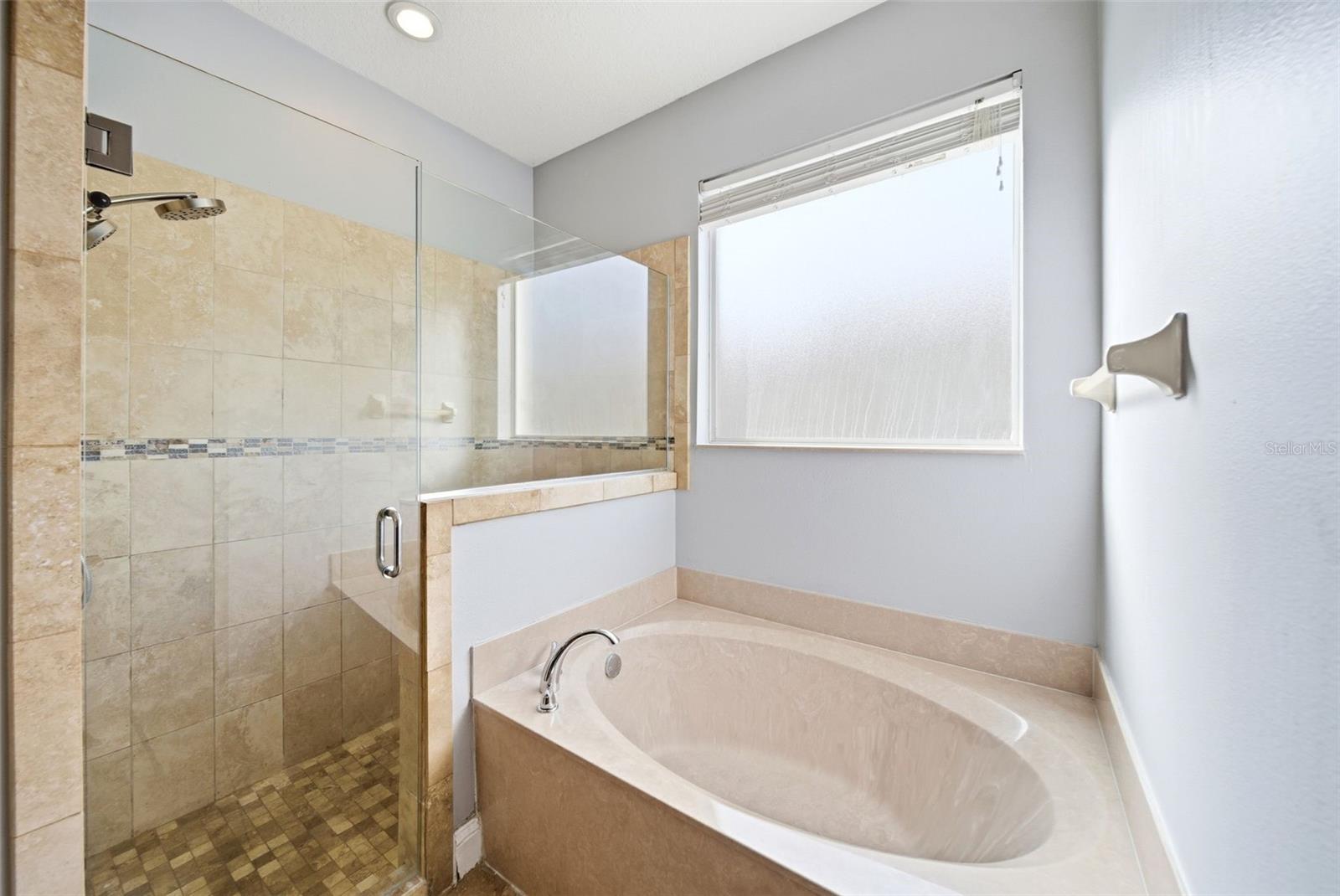 990 BURLWOOD Ct LONGWOOD, FL 32750