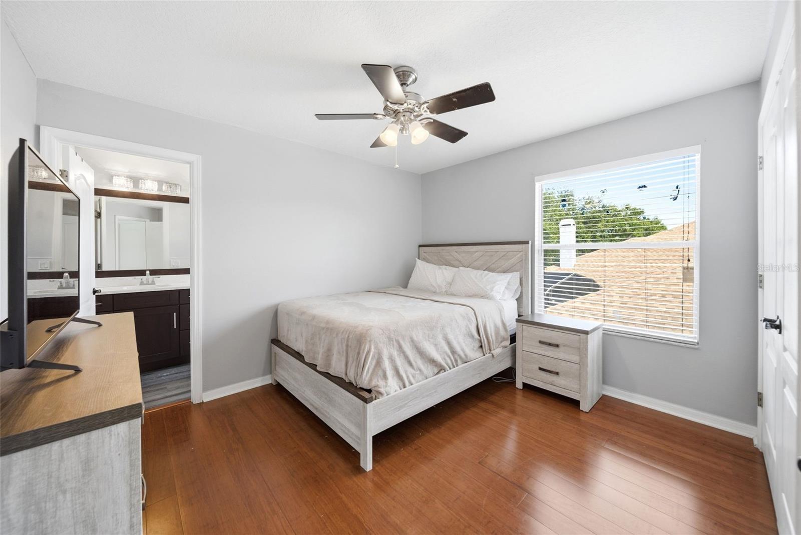 990 BURLWOOD Ct LONGWOOD, FL 32750