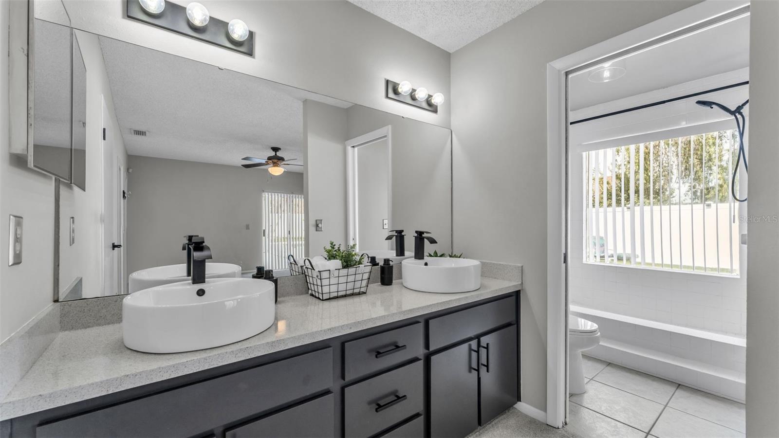 2331 PEPPERCORN St KISSIMMEE, FL 34741