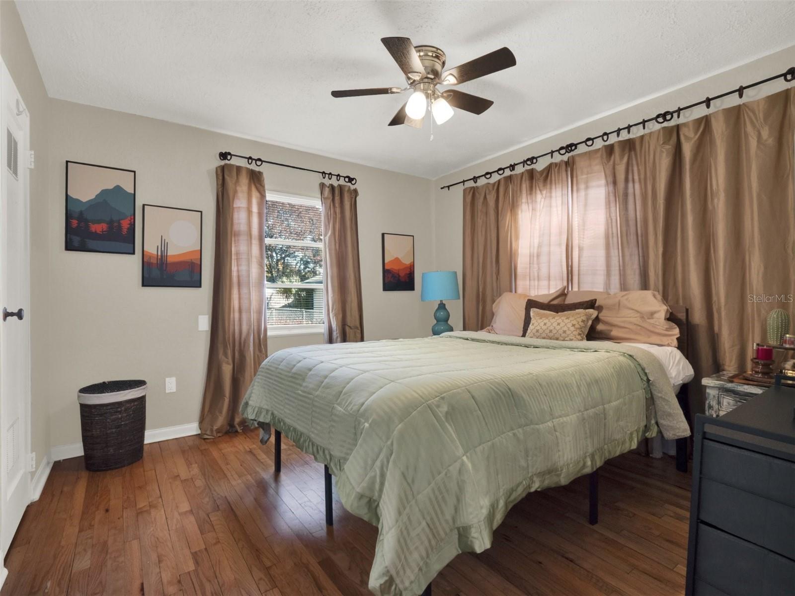 407 E JERSEY St ORLANDO, FL 32806