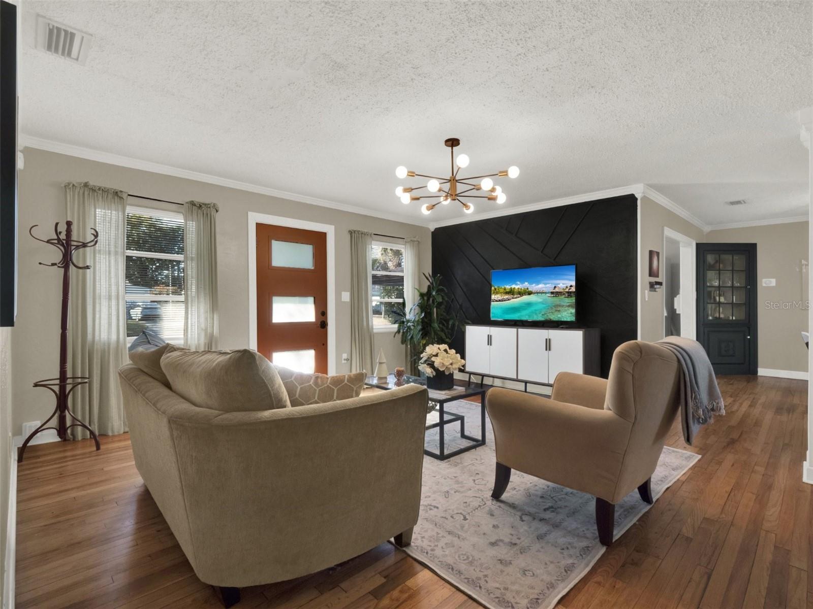 407 E JERSEY St ORLANDO, FL 32806