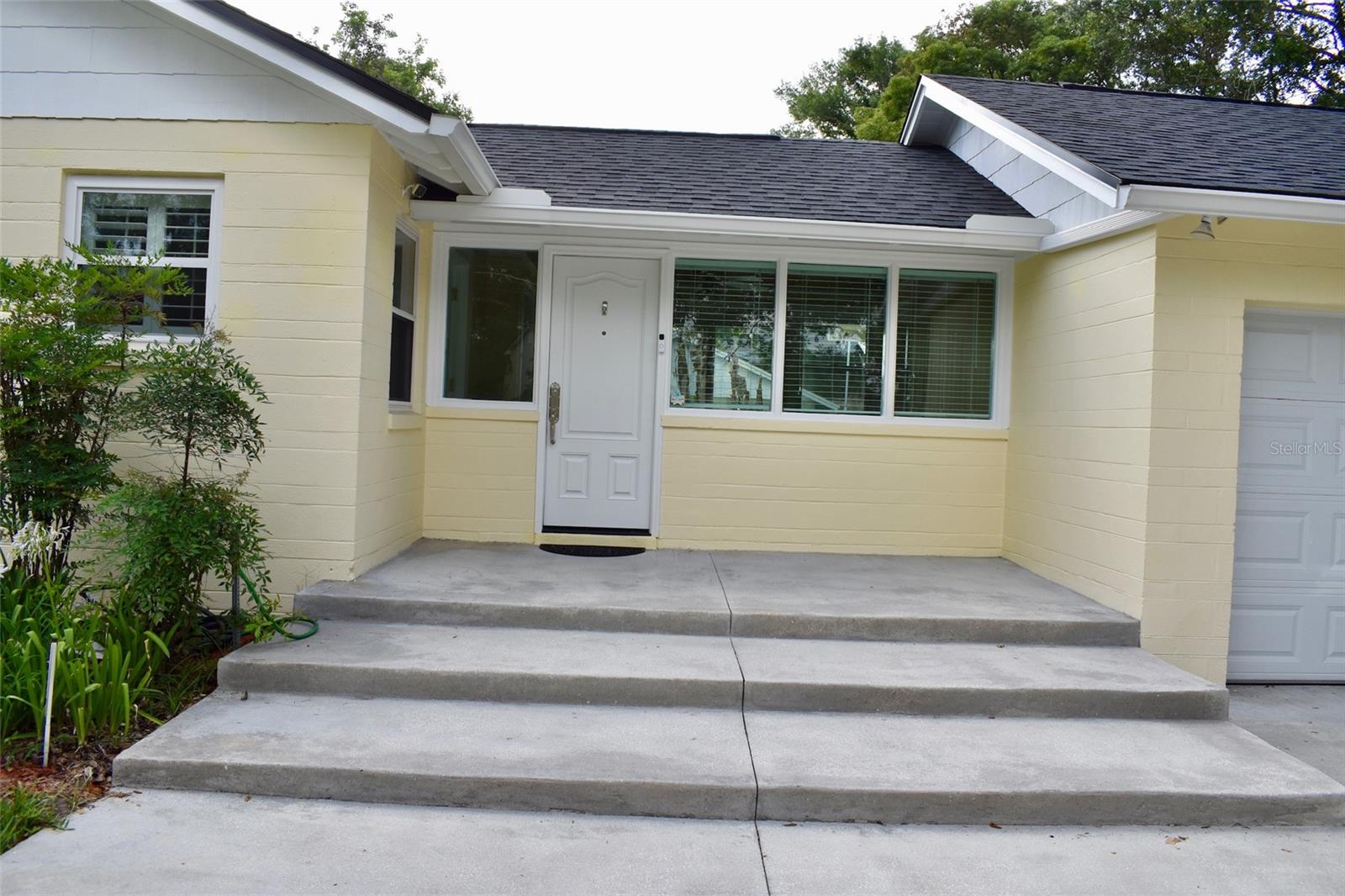 2200 E GORE St ORLANDO, FL 32806