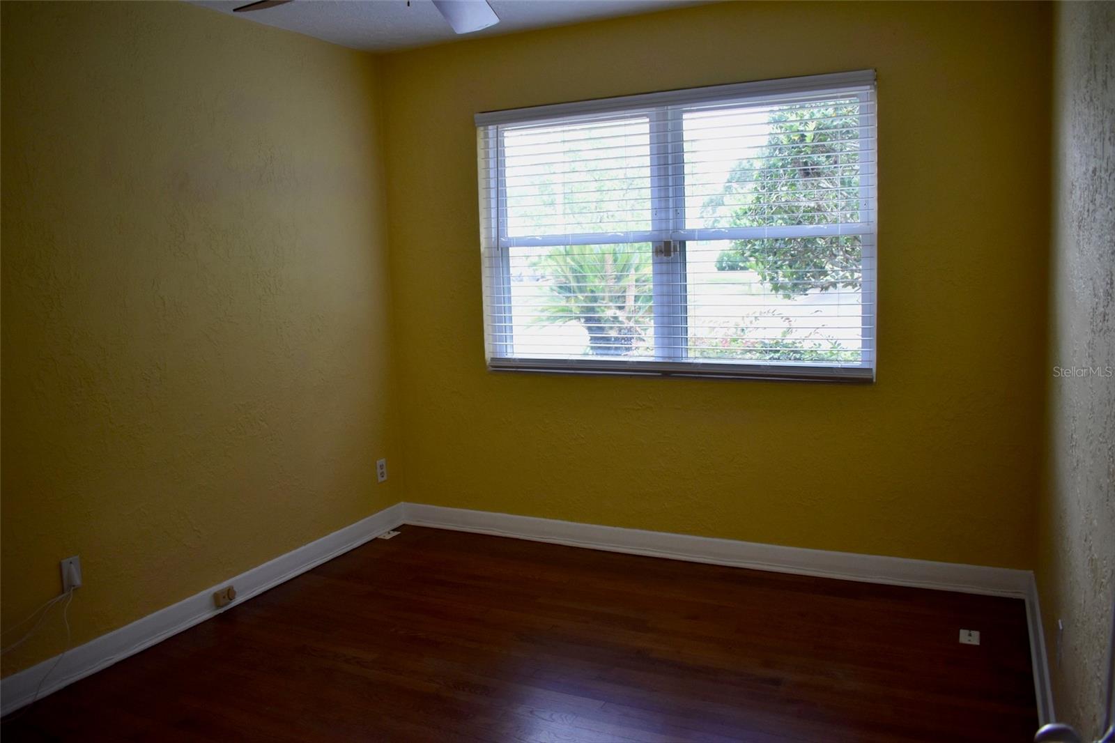 2200 E GORE St ORLANDO, FL 32806