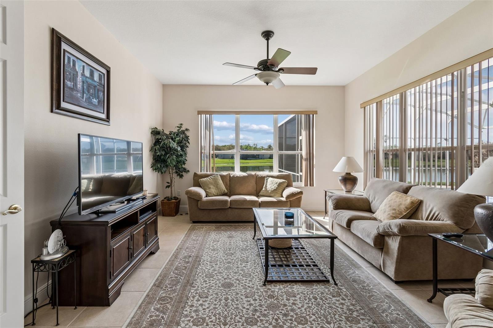 813 GLENDORA Rd KISSIMMEE, FL 34759