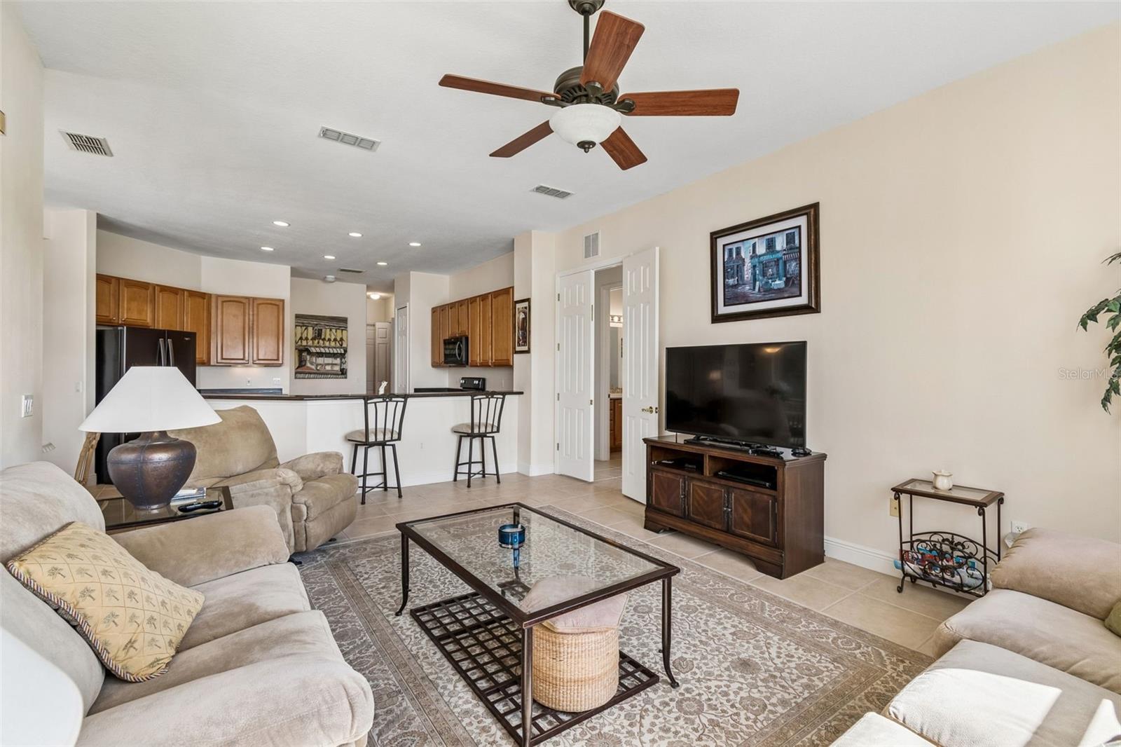 813 GLENDORA Rd KISSIMMEE, FL 34759