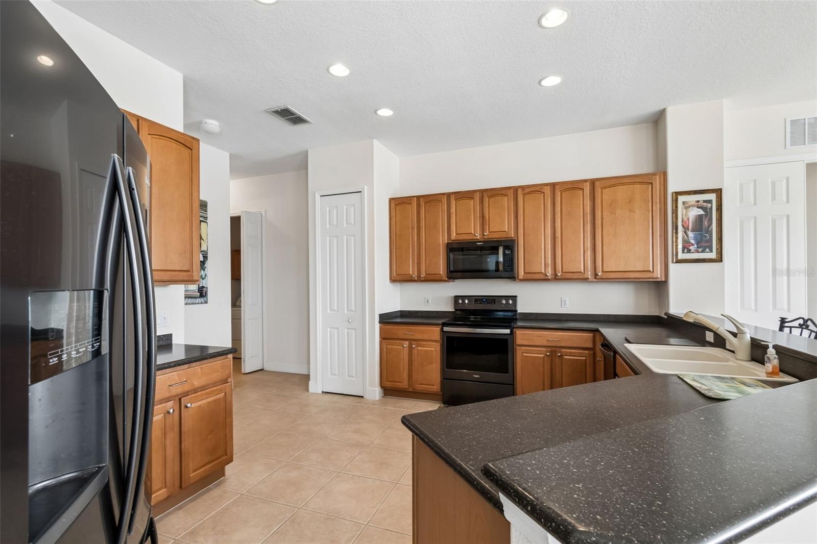 813 GLENDORA Rd KISSIMMEE, FL 34759