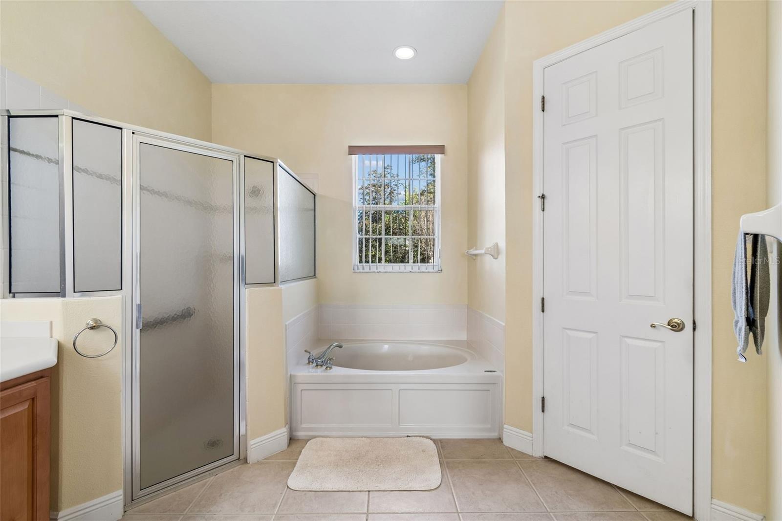 813 GLENDORA Rd KISSIMMEE, FL 34759