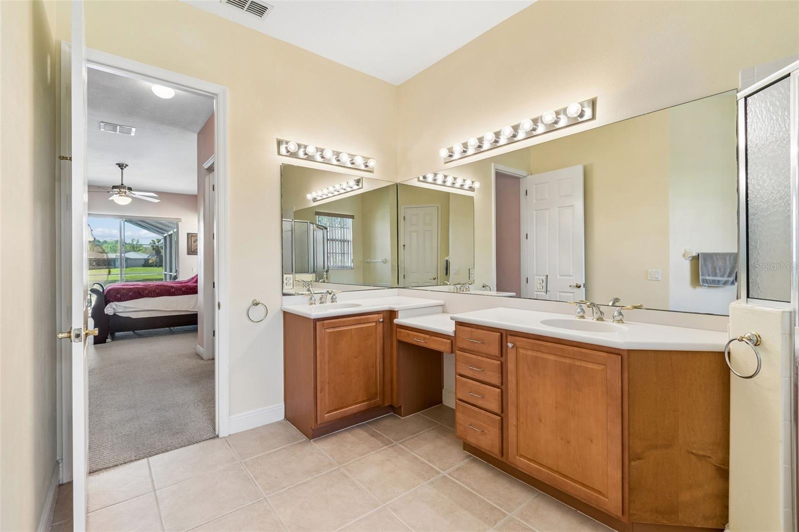 813 GLENDORA Rd KISSIMMEE, FL 34759