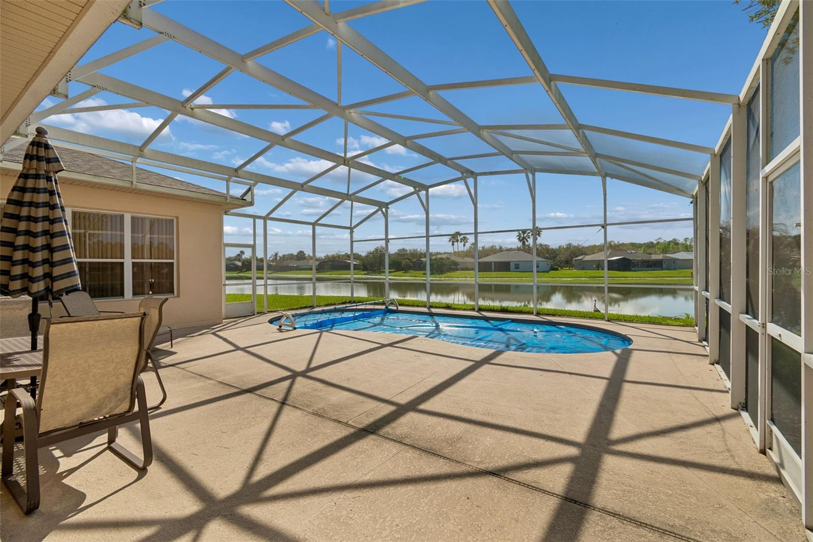 813 GLENDORA Rd KISSIMMEE, FL 34759