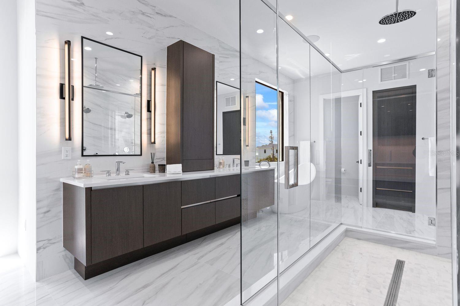 445 129TH Ave MADEIRA BEACH, FL 33708