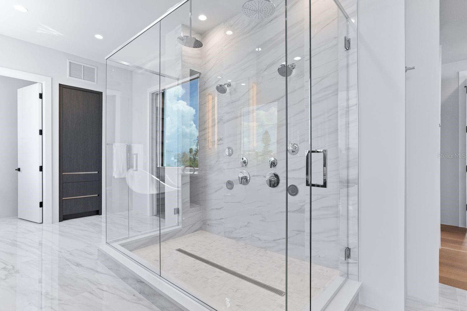 445 129TH Ave MADEIRA BEACH, FL 33708