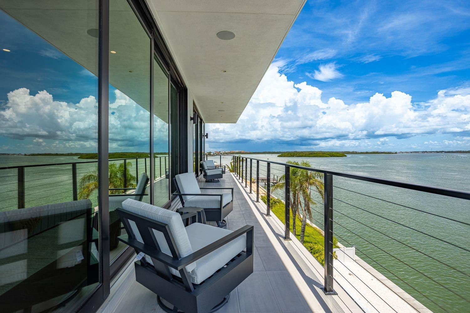 445 129TH Ave MADEIRA BEACH, FL 33708