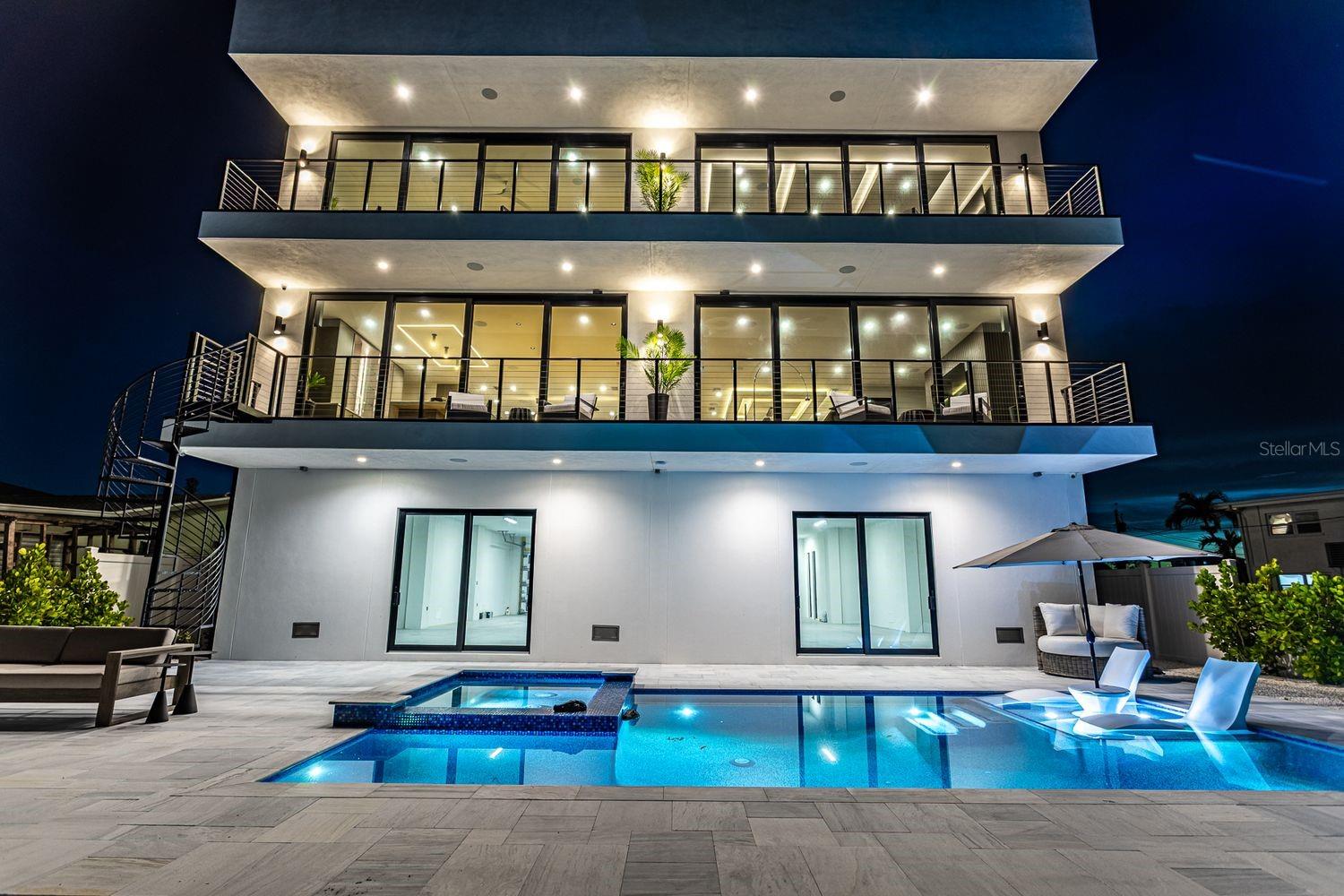 445 129TH Ave MADEIRA BEACH, FL 33708