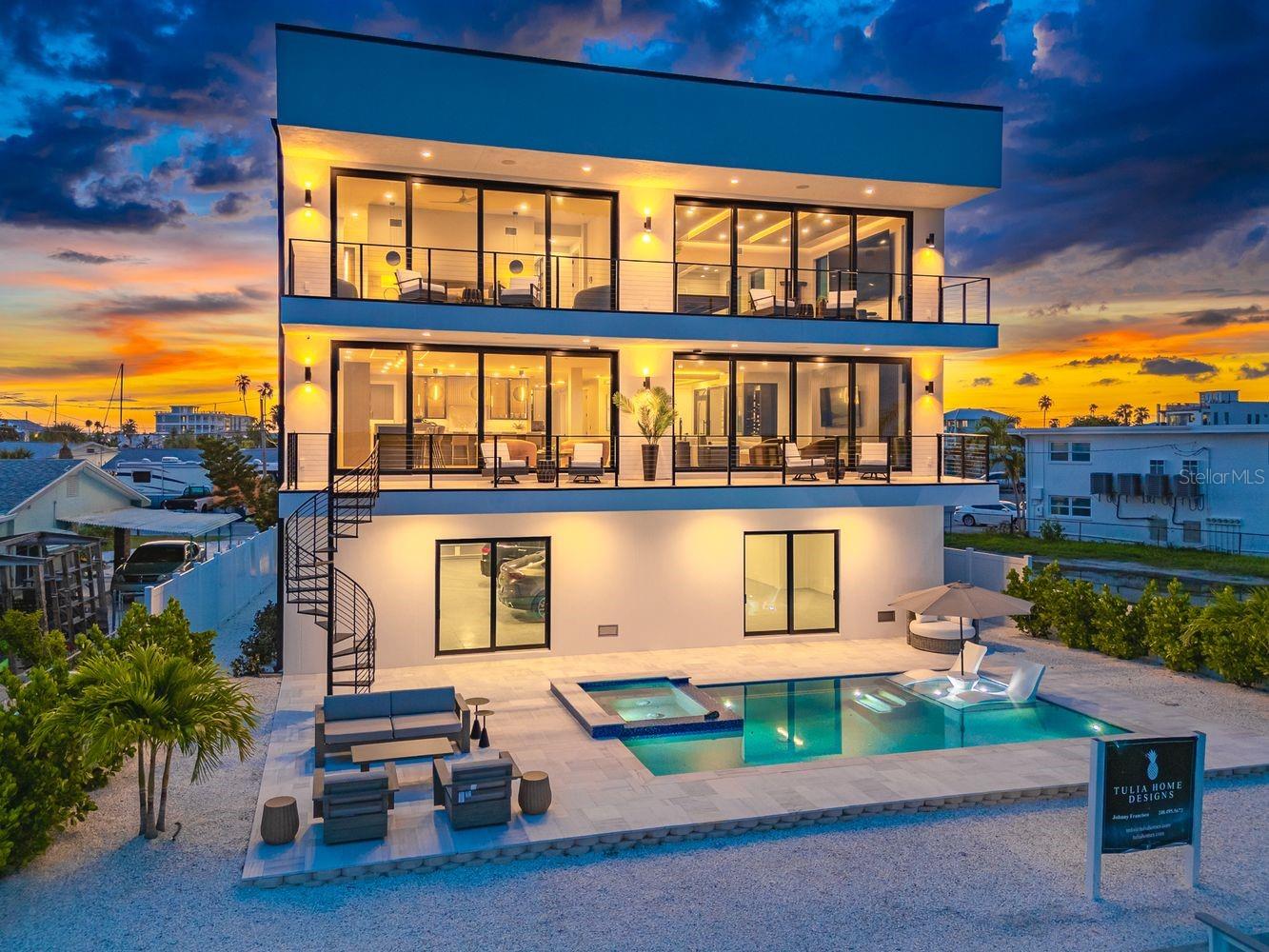 445 129TH Ave MADEIRA BEACH, FL 33708