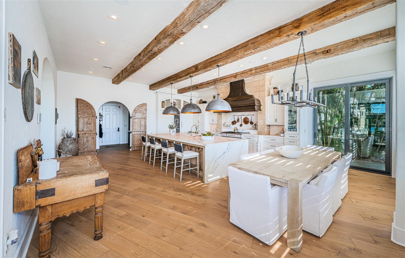 7800 9TH Ave ST PETERSBURG, FL 33707