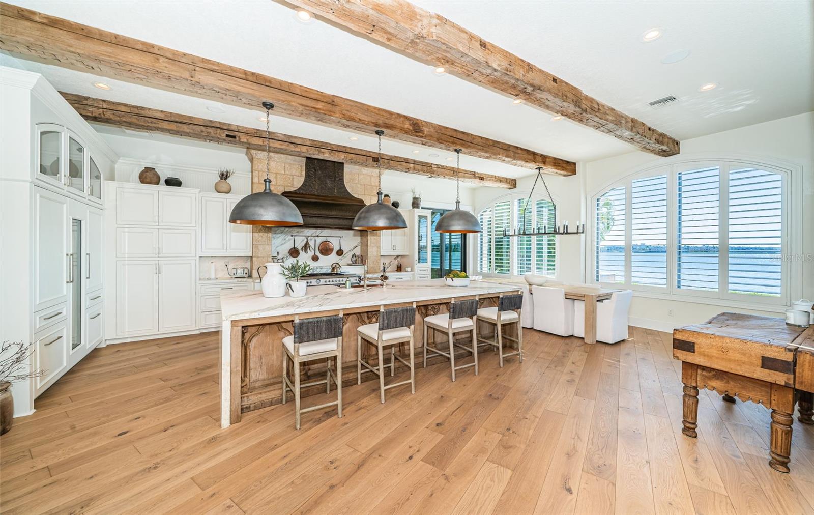 7800 9TH Ave ST PETERSBURG, FL 33707