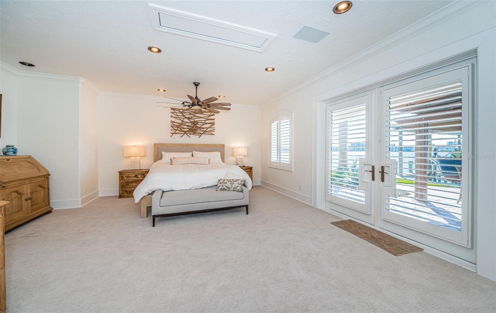 7800 9TH Ave ST PETERSBURG, FL 33707