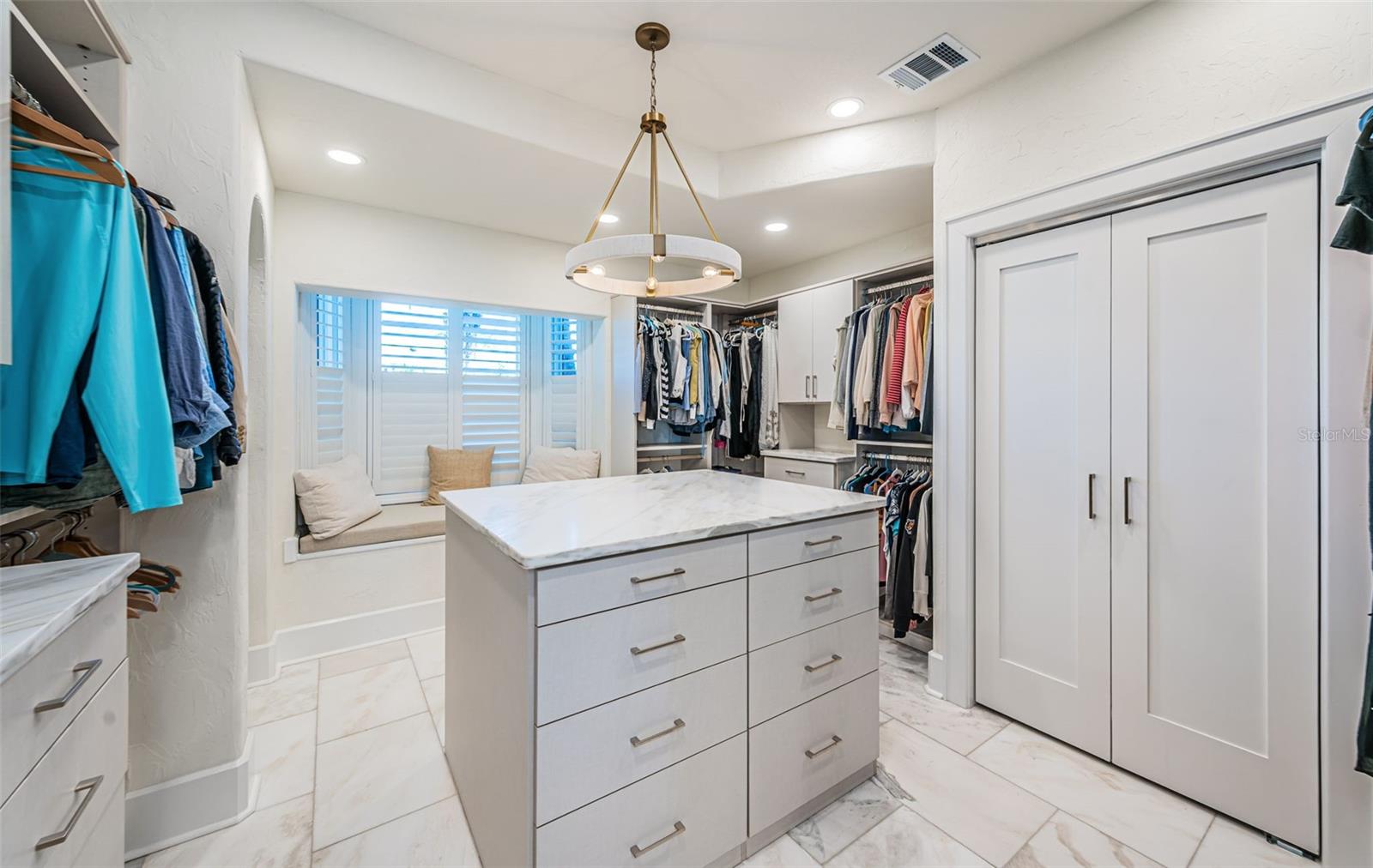 7800 9TH Ave ST PETERSBURG, FL 33707