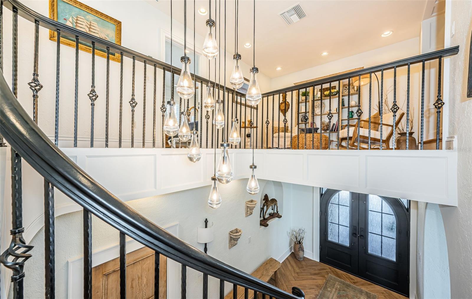 7800 9TH Ave ST PETERSBURG, FL 33707