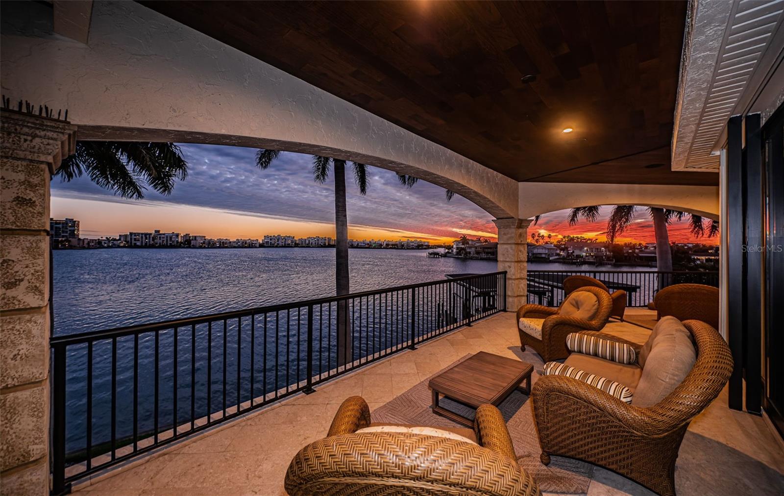 7800 9TH Ave ST PETERSBURG, FL 33707