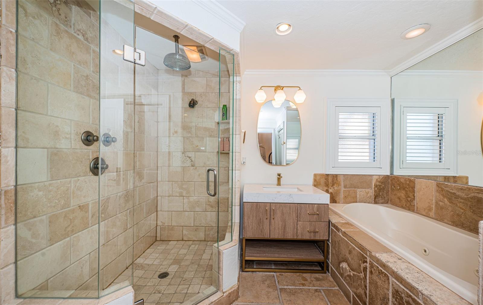 7800 9TH Ave ST PETERSBURG, FL 33707