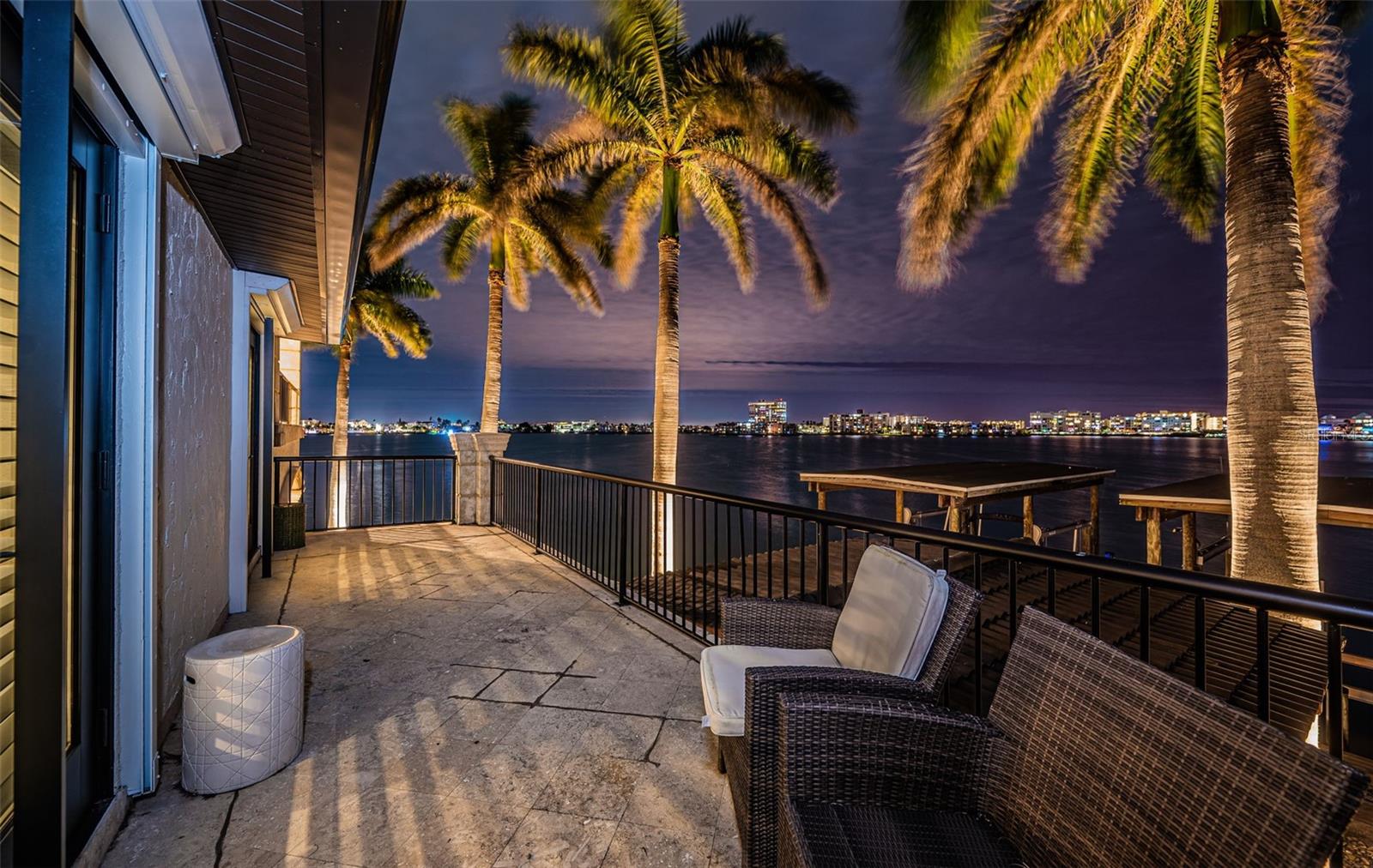 7800 9TH Ave ST PETERSBURG, FL 33707