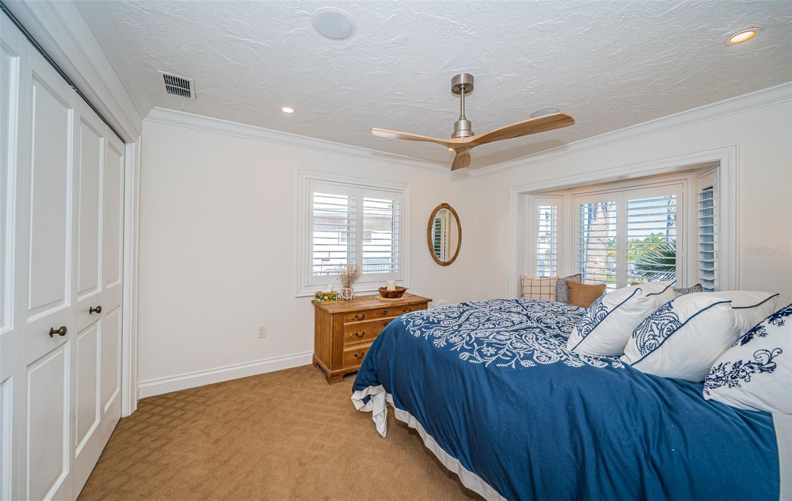 7800 9TH Ave ST PETERSBURG, FL 33707