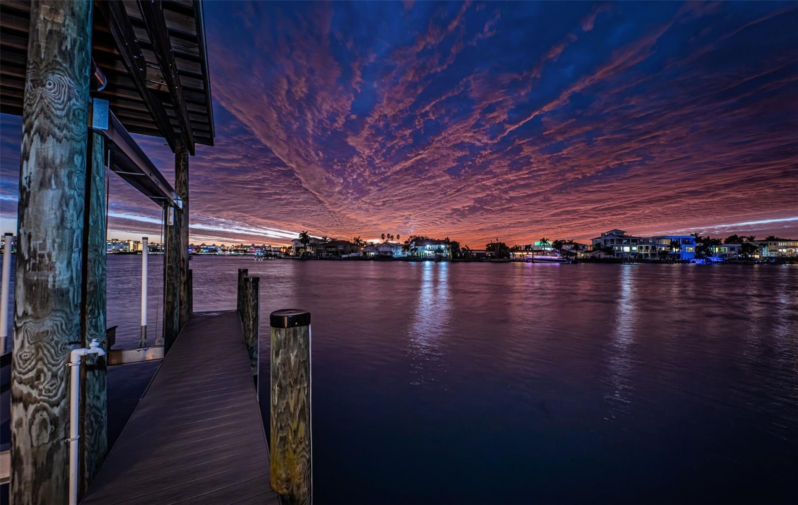 7800 9TH Ave ST PETERSBURG, FL 33707