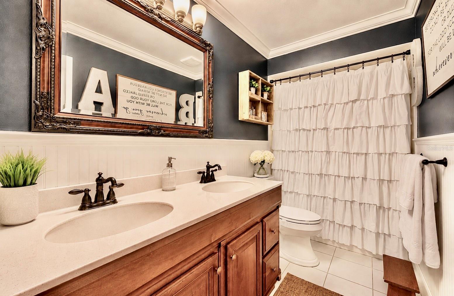 3015 DAWLEY Ave ORLANDO, FL 32806