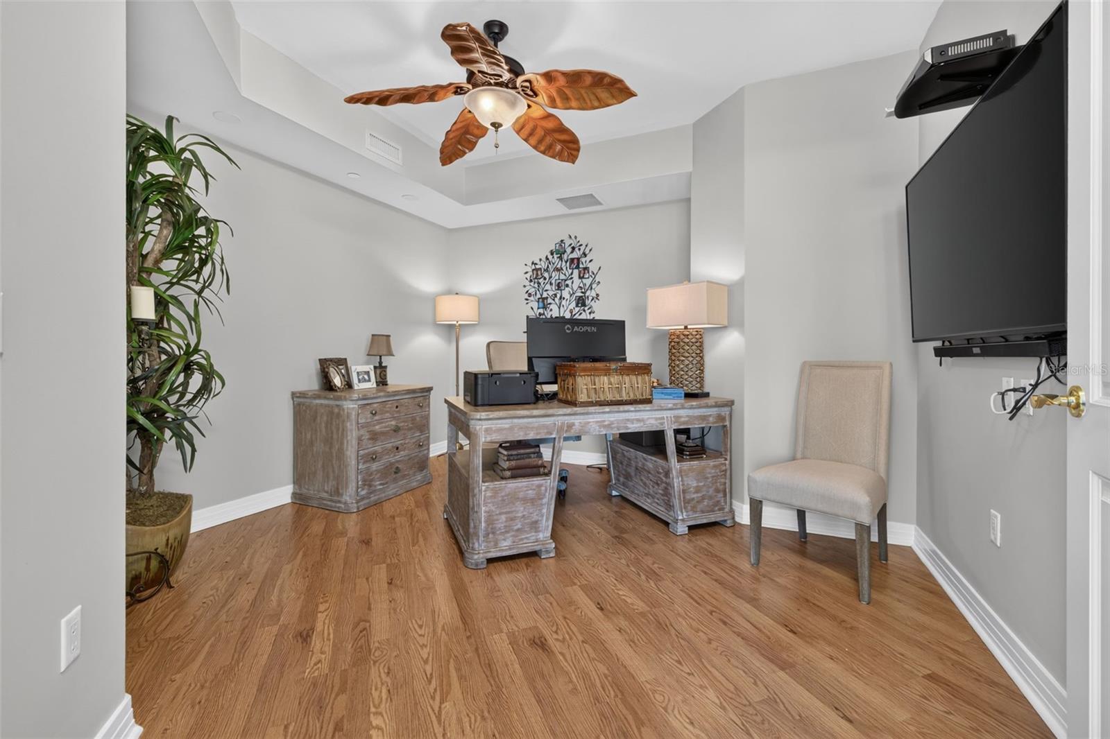 400 Bch Dr #1004 ST PETERSBURG, FL 33701