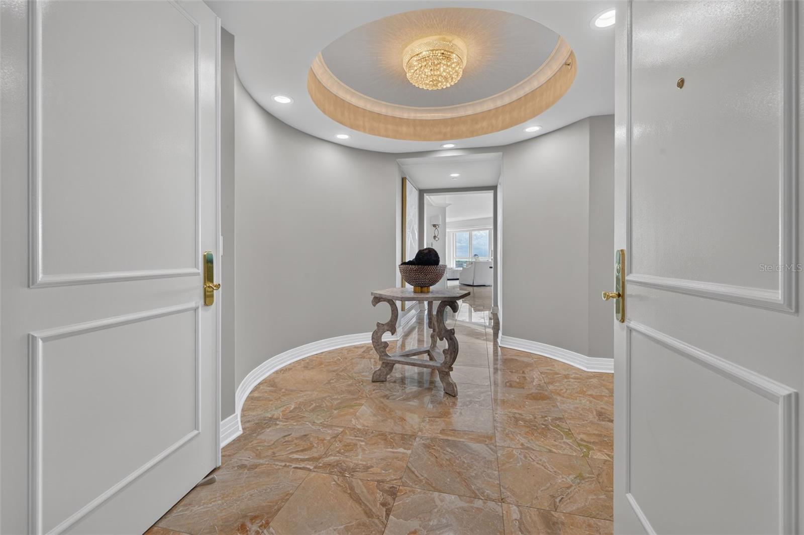 400 Bch Dr #1004 ST PETERSBURG, FL 33701