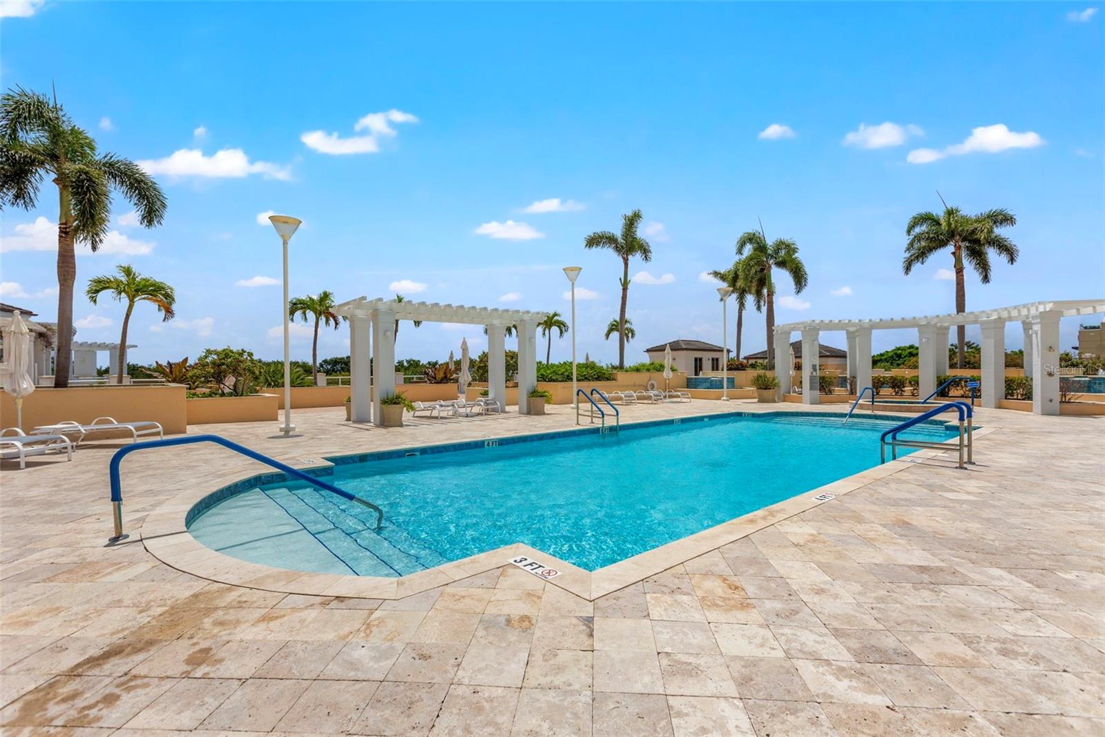 400 Bch Dr #1004 ST PETERSBURG, FL 33701