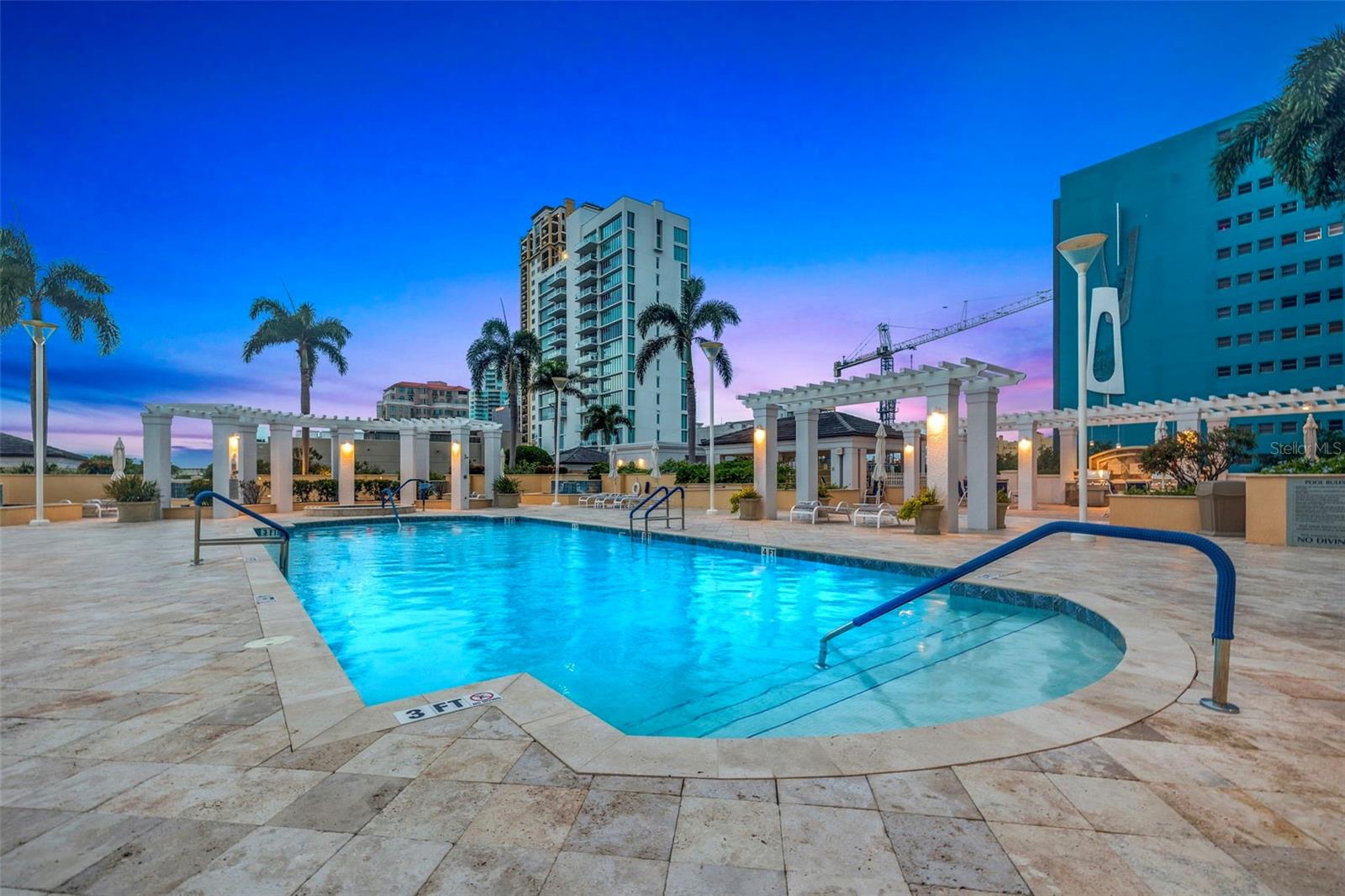 400 Bch Dr #1004 ST PETERSBURG, FL 33701