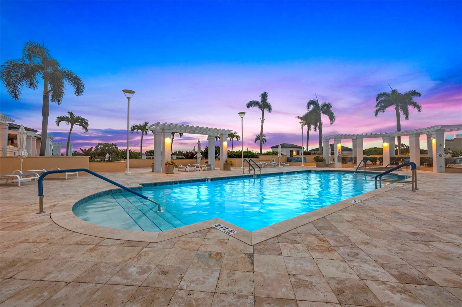 400 Bch Dr #1004 ST PETERSBURG, FL 33701