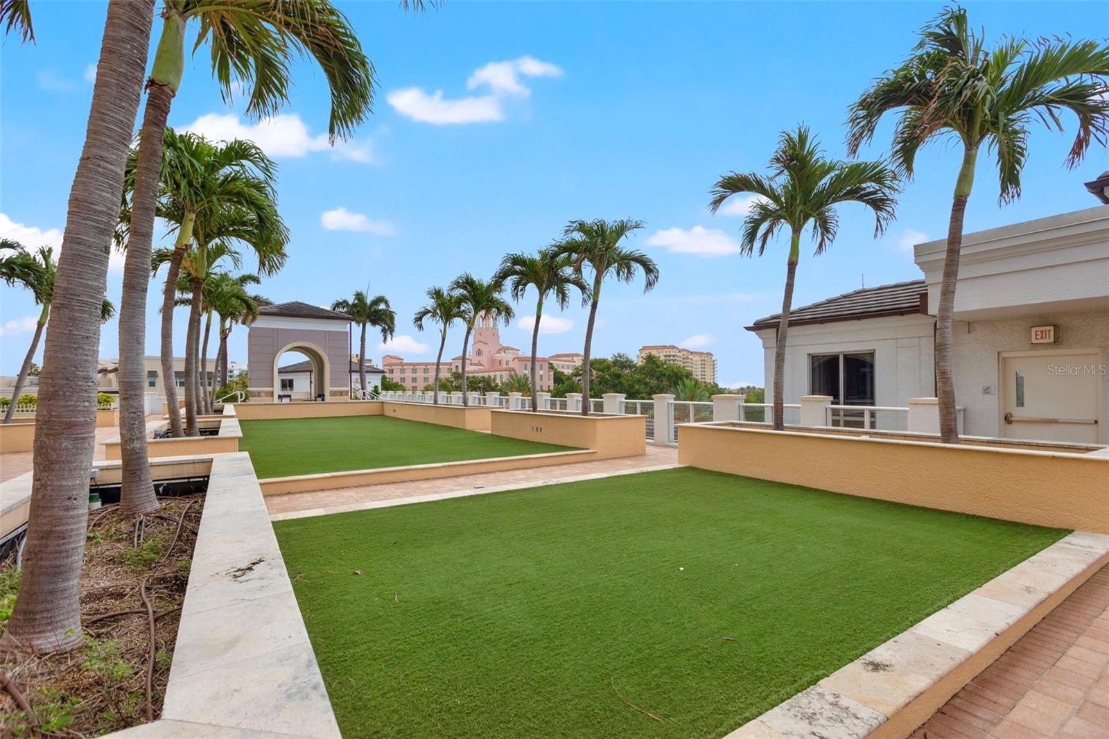 400 Bch Dr #1004 ST PETERSBURG, FL 33701