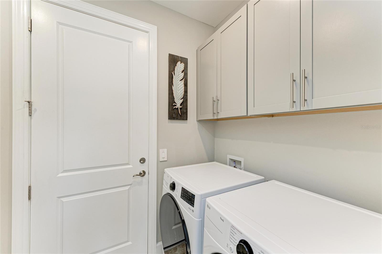 7575 SUMMERLAND Cv LAKEWOOD RANCH, FL 34202