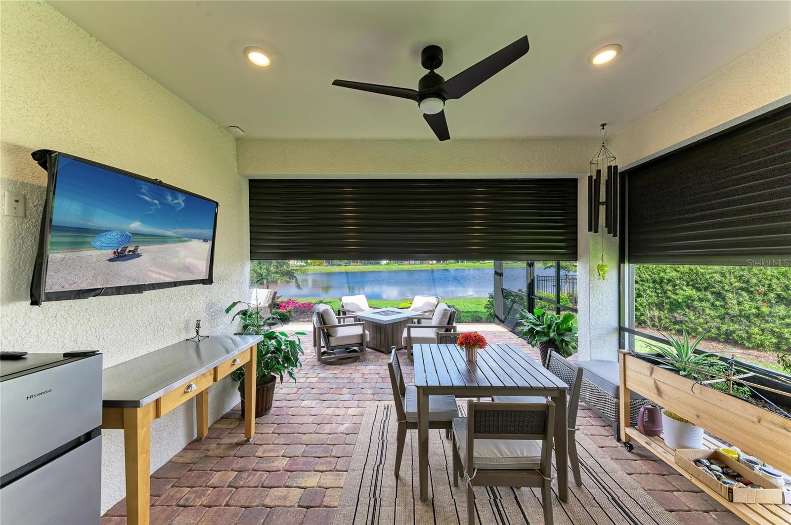 7575 SUMMERLAND Cv LAKEWOOD RANCH, FL 34202