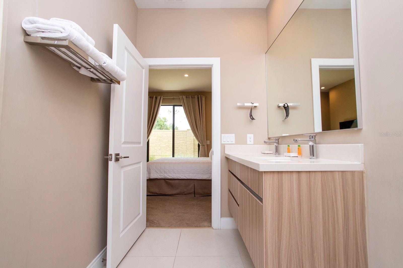 7487 BROOKLYN Dr KISSIMMEE, FL 34747